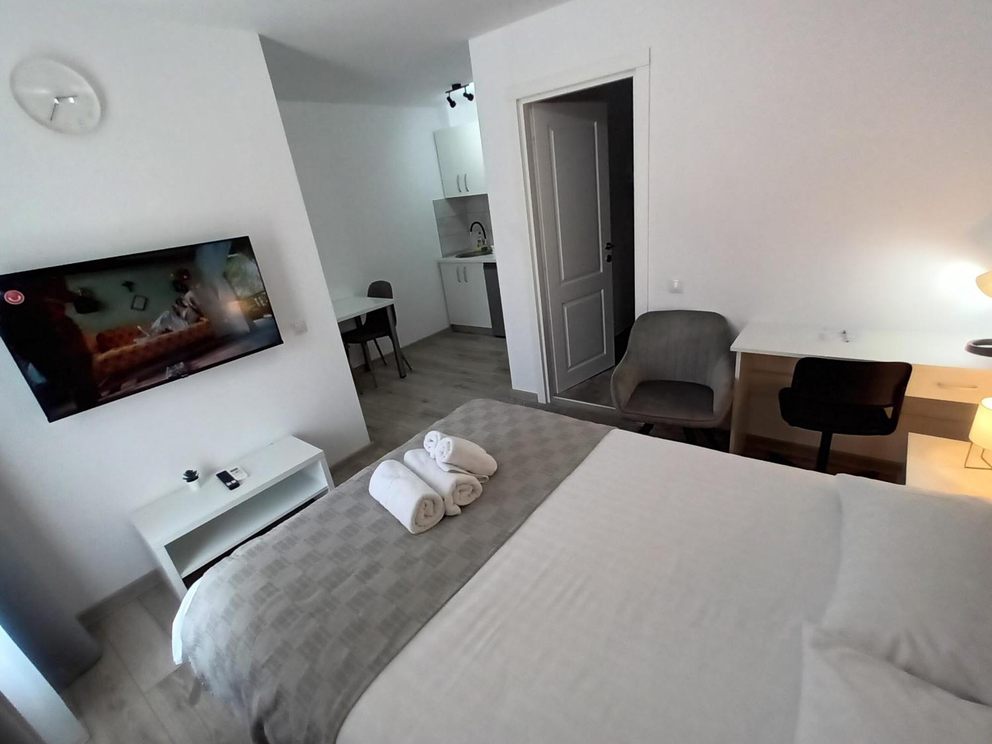 Old Town Studio 2 Apartment Nr 2 Бая-Маре Экстерьер фото